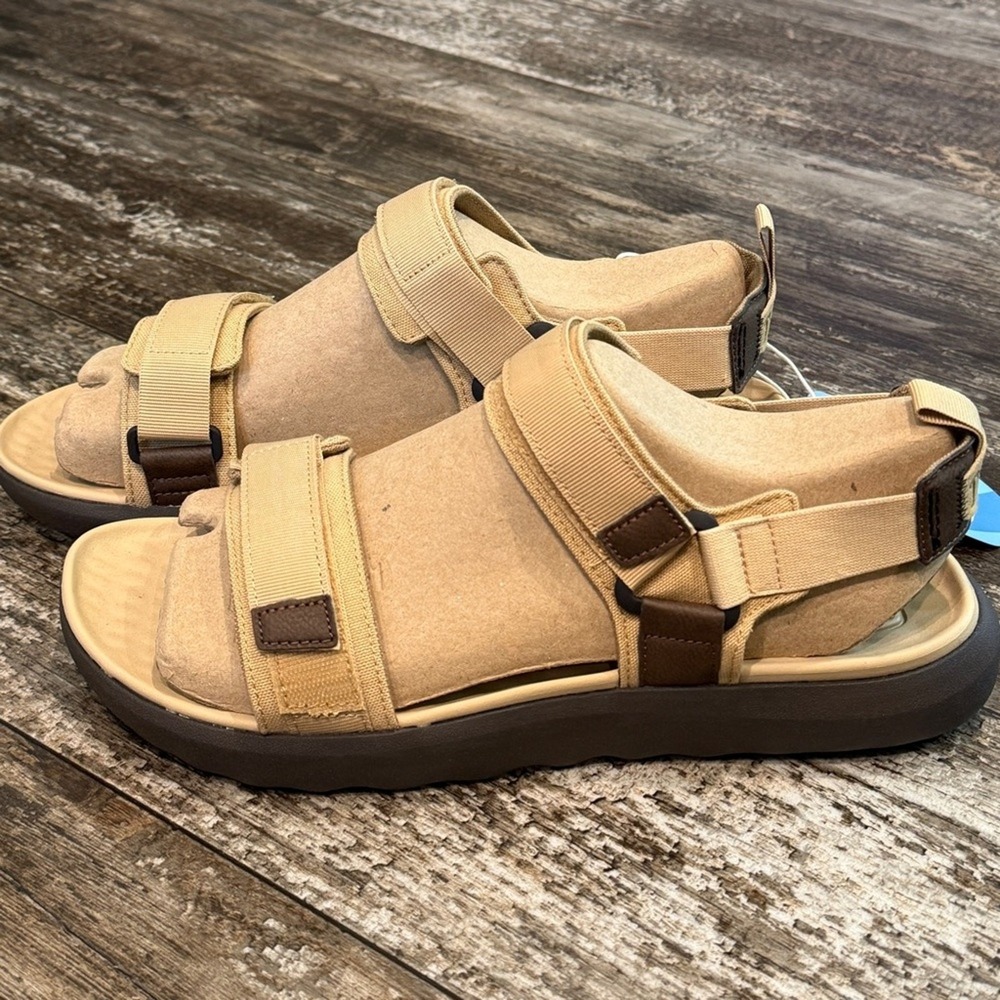 Hey Dude Carson Sandal Sport Mode Mens Size 12 Tan Brown Pool Vaca Beach Comfy - Picture 10 of 10